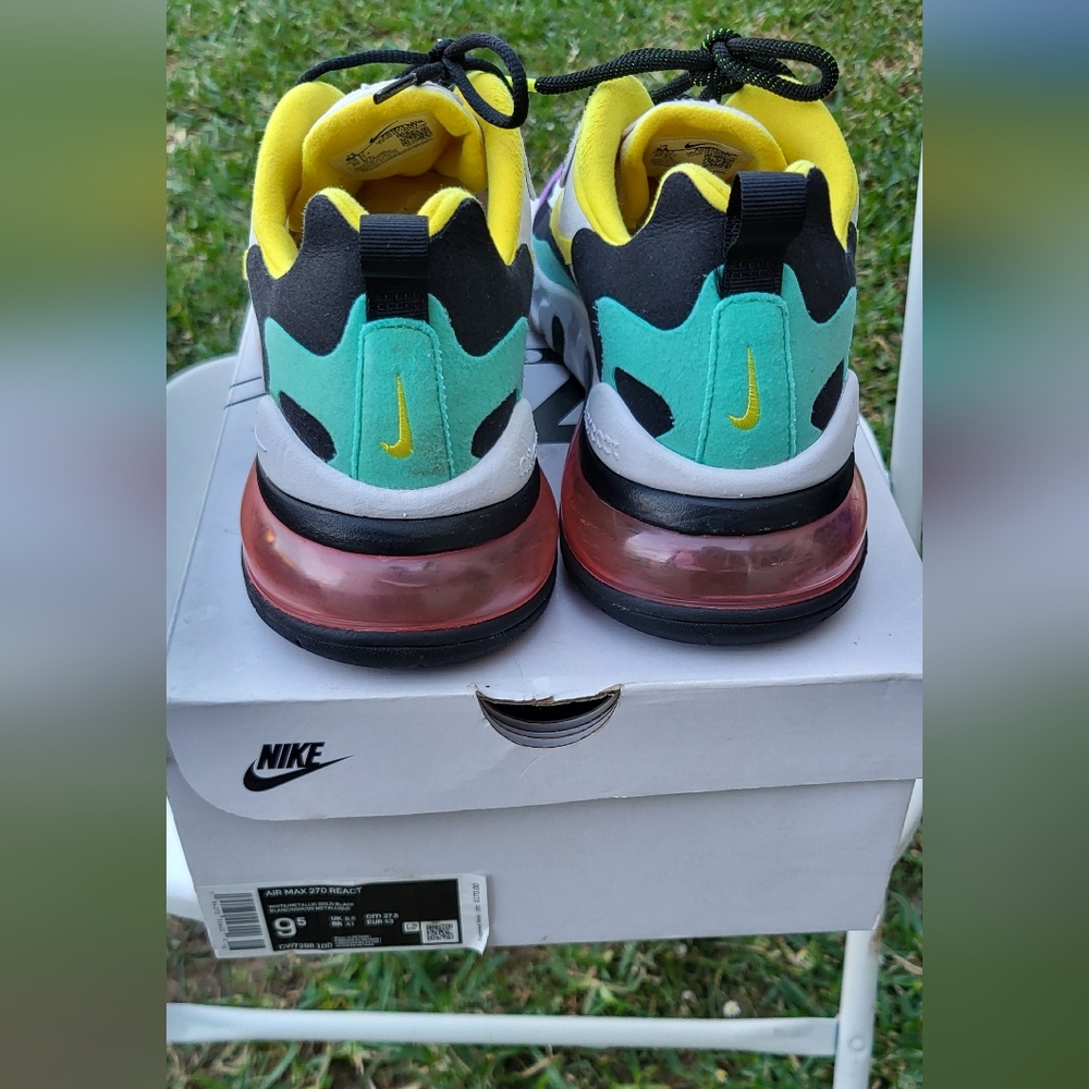Air Max 720 - Picture 6 of 6